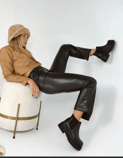 Botín Moscú Negro de cuero - Zapatos mujer | DgraciaShoes