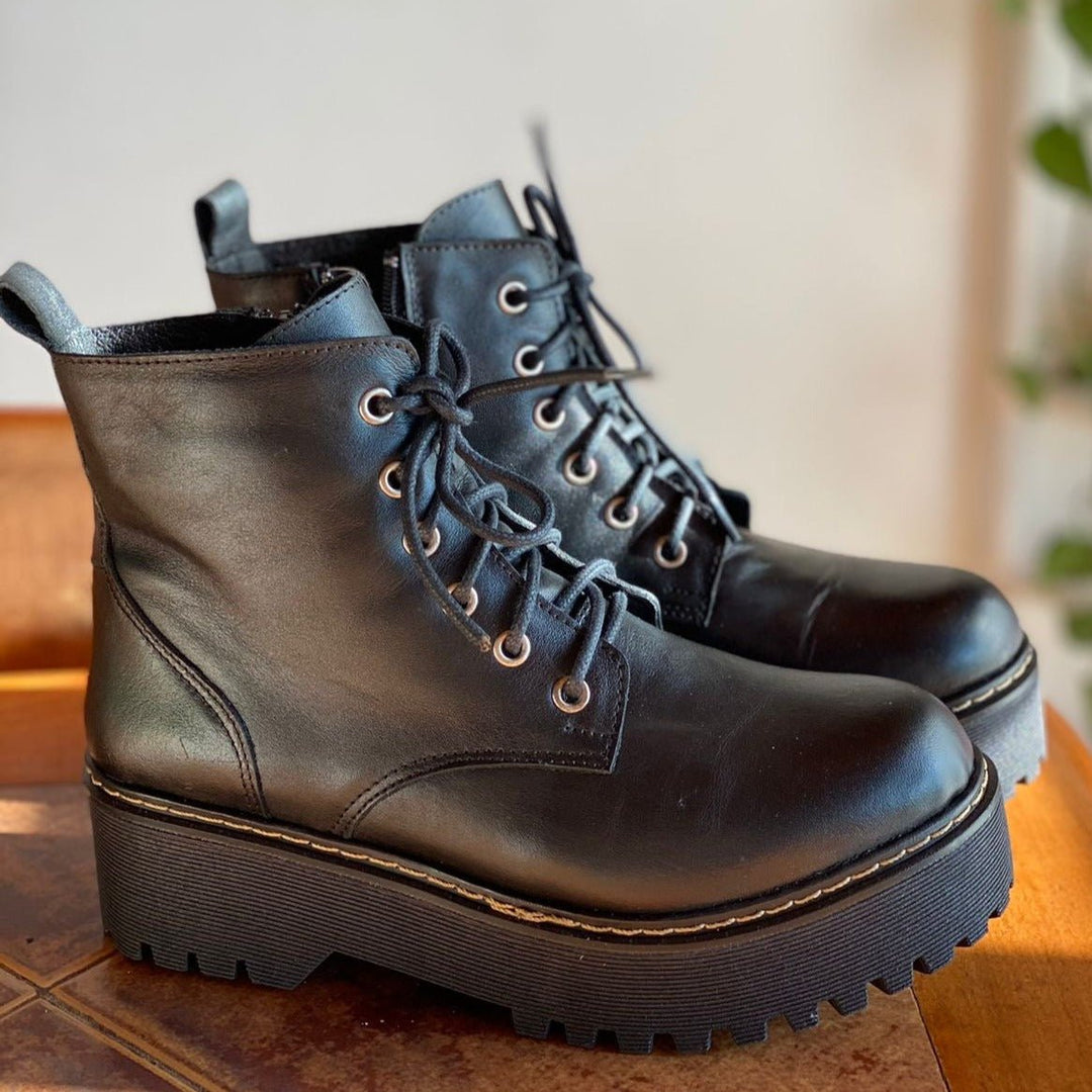 Bototo Negro cuero liso de cuero - Zapatos mujer | DgraciaShoes
