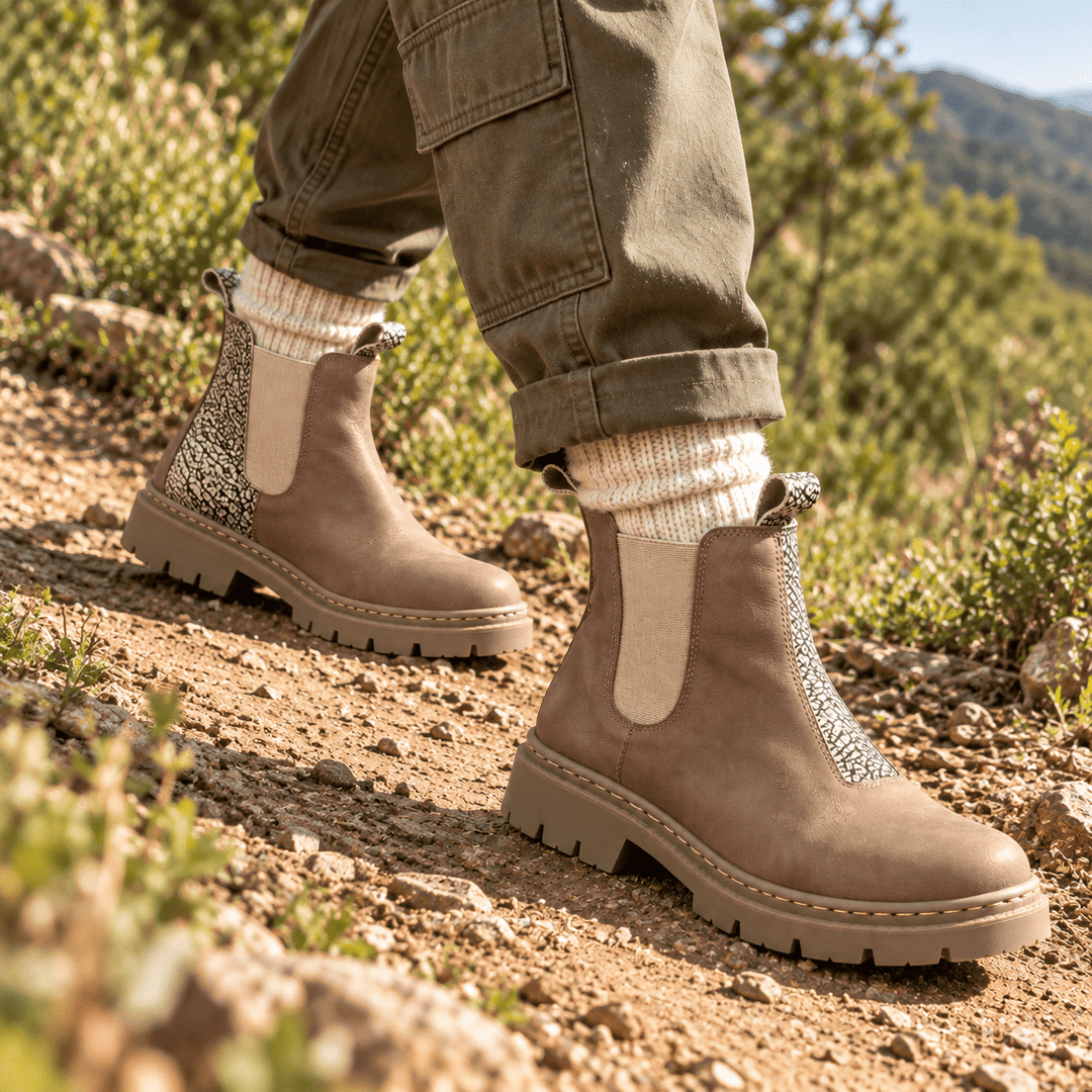 Bototos Amanda Taupe Terra – Cuero Natural Resistente al Agua Mujer | DgraciaShoes de cuero - Zapatos mujer | DgraciaShoes