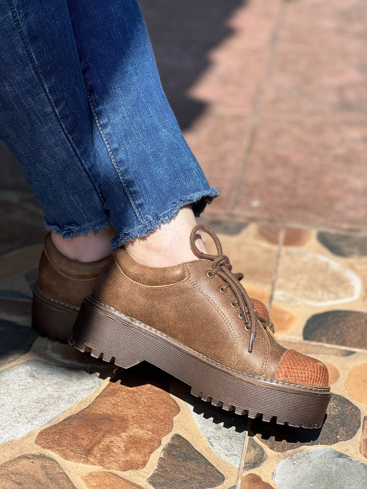 Zapato Fran tostado de cuero - Zapatos mujer | DgraciaShoes