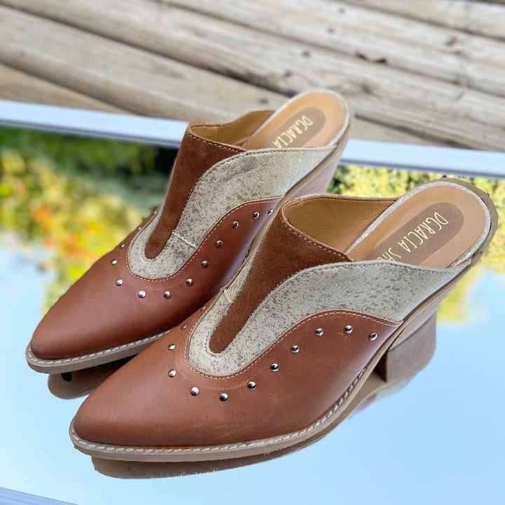 Puntilla Fernanda Camel de cuero - Zapatos mujer | DgraciaShoes