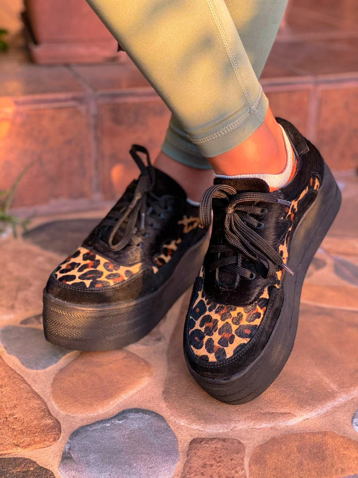 Zapatilla Marie Black Print de cuero - Zapatos mujer | DgraciaShoes
